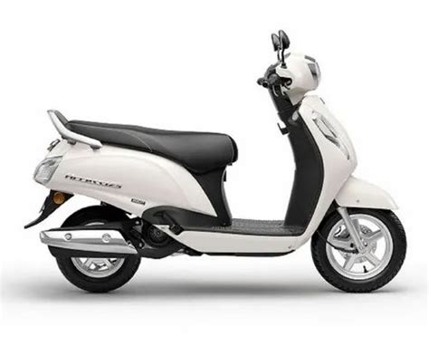 White Suzuki Access 125 Standard Scooter At Rs 98658 Suzuki Scooter