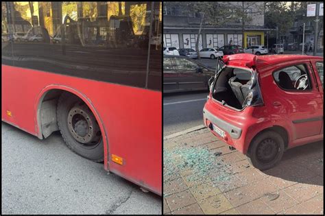 Zakotrljala Se I Razbila Automobil Guma Otpala Sa Gradskog Autobusa