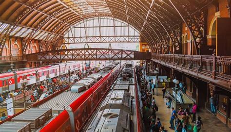 Coral natalino infantil se apresenta na Estação da Luz da CPTM Rede