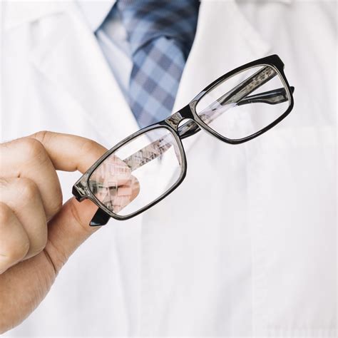 Understanding Your Vision Prescription: A Clearer Look at the Numbers