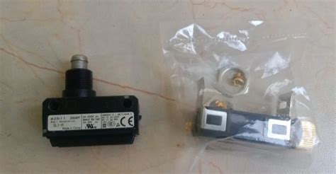 Azbil SL1 H Limit Switch 250 VAC At Rs 1100 Piece In Coimbatore ID