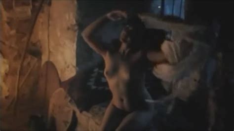 Naked Tamara Acosta in La última luna