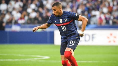 Kylian Mbappé pourrait bien rater la cérémonie du Ballon d or