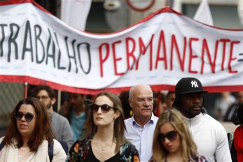 JOVENS MANIFESTAM SE HOJE EM LISBOA CONTRA PRECARIEDADE LABORAL E