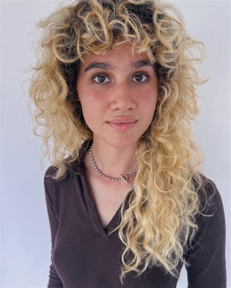 Spirals Of Sunshine The Ultimate Curly Blonde Hair Inspiration