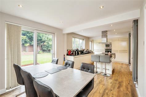 4 bedroom detached house for sale in Wycombe Drive, Manchester, M29 7BX