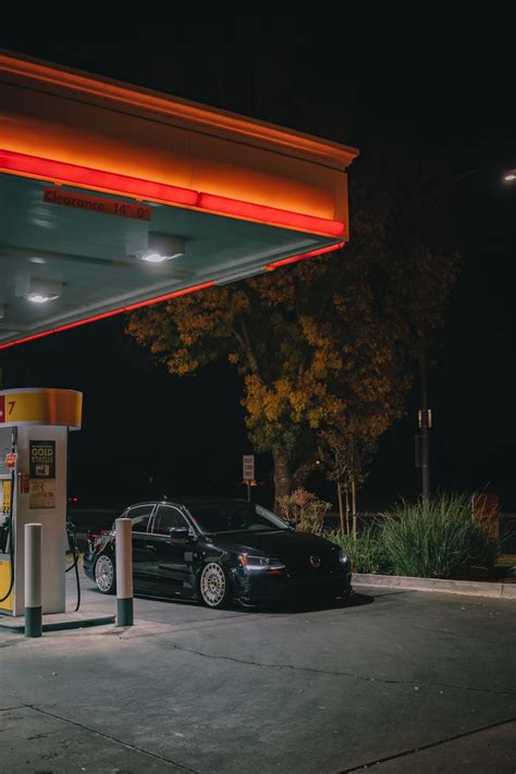 Retrowave Gas Station Wallpapers Wallpaper Cave