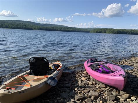 Kayaking on Moore Reservoir, Littleton. Beautiful day for it!! : r ...