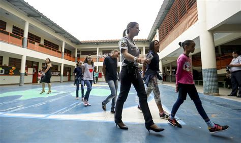 Assinada Ordem de Serviço da primeira escola cívico-militar de ...