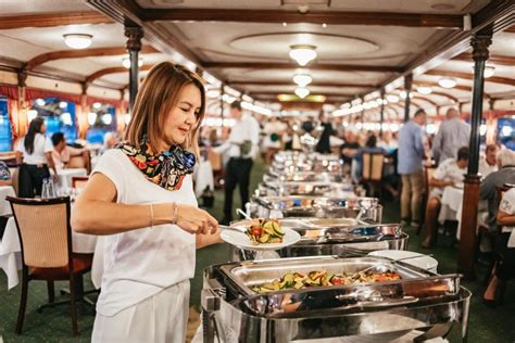 Hungarian Dinner Cruise With Live Music Budapest Budapest River