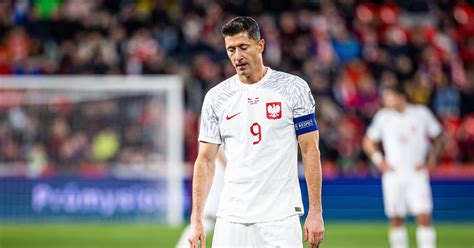 Robert Lewandowski po meczu Polska powinna grać na dwóch napastników