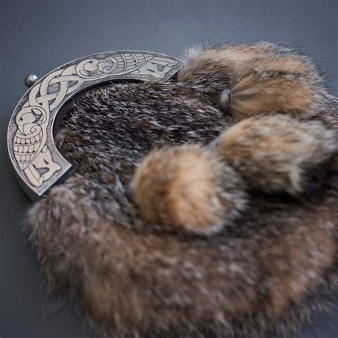 Grey Fox Fur Dress Sporran With Antique Celtic Cantle Highland Store