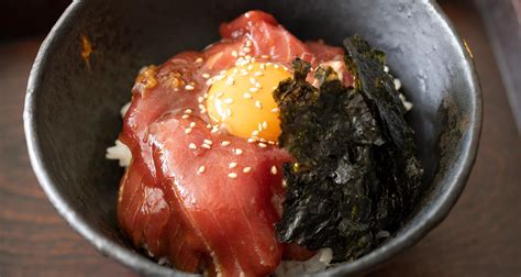 にんにくの香りが食欲をそそるまぐろのユッケ丼 さっぱりと食べやすいごはんのおともレシピ 【公式】dancyu ダンチュウ