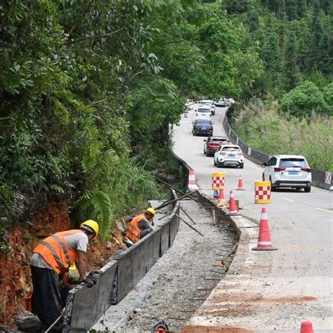 9月底实现“白改黑”，以后去雪峰山城更便利了！施工改造道路