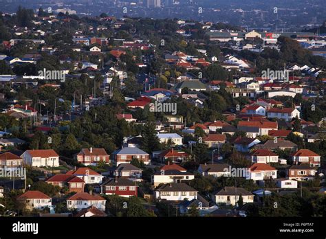 Residential homes in Auckland, New Zealand Stock Photo - Alamy