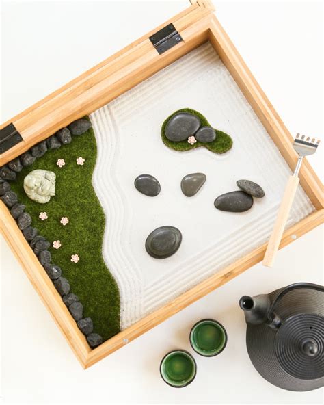 How To Make Your Own Mini Zen Garden From Scratch