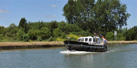 Le Port De Plaisance DAire Sur La Lys Office De Tourisme Du Pays De