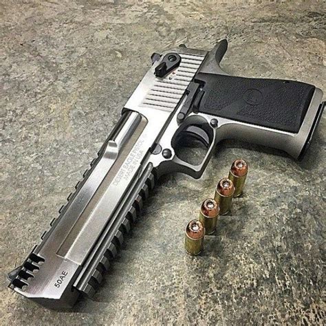 Pistola Calibre 50