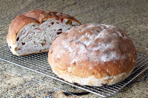 Crusty Cranberry Walnut Bread Recipe