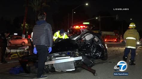 2 Killed In Harbor Gateway Car Crash After Driver Ran Red Light Police