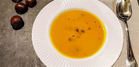 Recette de Velouté de potimarron aux éclats de châtaigne