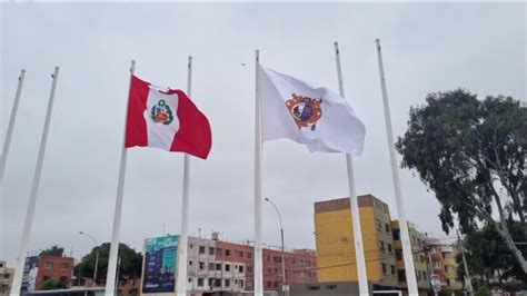 UNMSM Ceremonia de Izamiento del Pabellón Nacional y la bandera