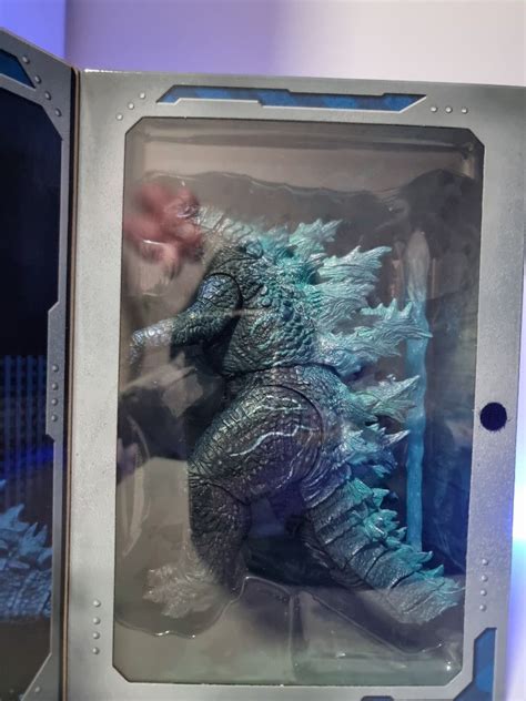 NECA Godzilla King Of The Monsters Figure Atomic Blast Ver Hobbies