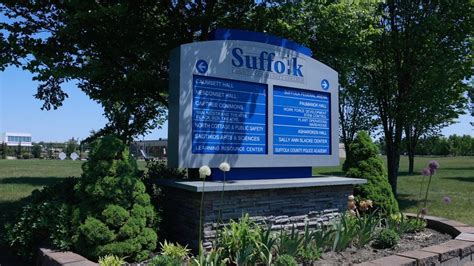 Suffolk Legislature OKs 4-year contract, 10% pay hike for community college professors - Newsday