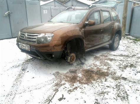 Замена тормозных дисков и колодок — Renault Logan (1G), 1,6 л, 2009 ...