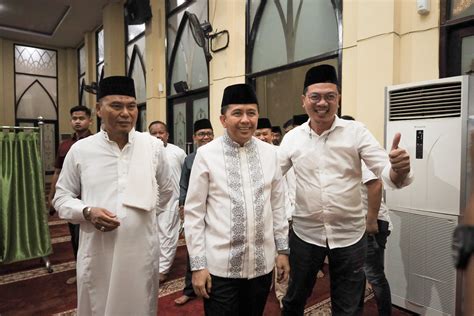 Pj Gubernur Sumsel Agus Fatoni Hadiri Pengajian Ramadhan H Di