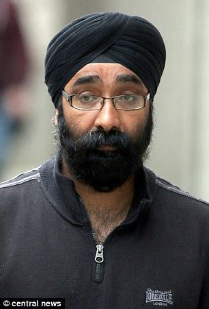 Six Members Of Aylesbury Sex Gang Facing Jail After Being Convicted Of