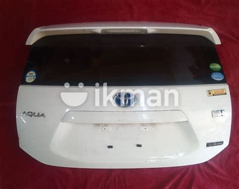 TOYOTA AQUA NHP10 COMPLETE DICKY DOOR For Sale In Gampaha City Ikman