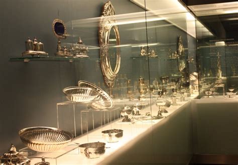 Коллекция серебра в музее Франца Майера: где находится и что посмотреть ...