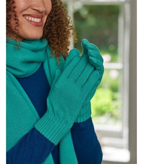 Deep Aqua Womens Essential Lambswool Glove Woolovers Au