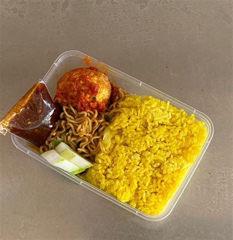 Nasi Kuning Kotak Harga 10 Ribu Solusi Acara Syukuran