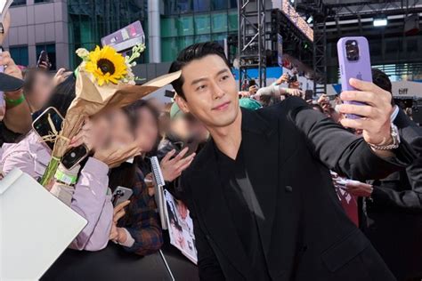 Potret Bromance Baru Hyun Bin Dan Lee Dong Wook Di Toronto Pesona