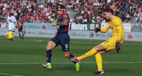 Gianluca Lapadula Sigue Con La P Lvora Mojada Y El Cagliari No Pasa Del