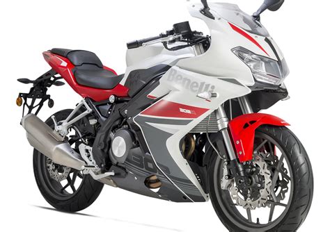 Benelli Bn 302 R 2017 18 Prezzo E Scheda Tecnica Motoit