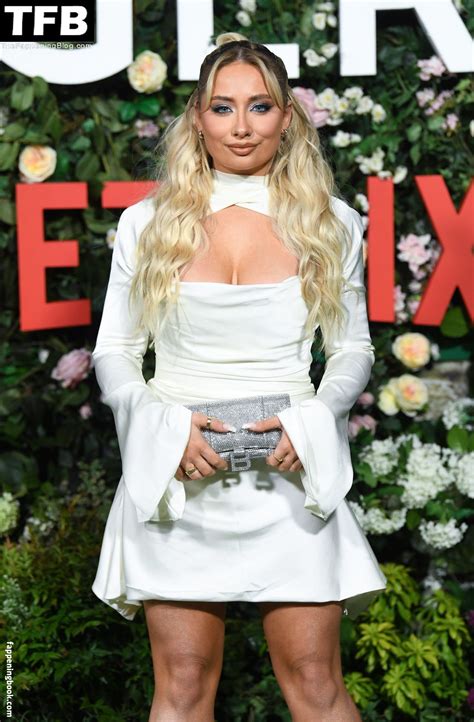 Saffron Barker Nude OnlyFans Leaks Fappening FappeningBook