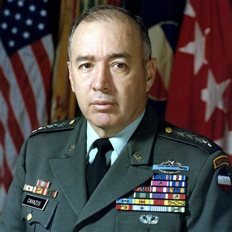 Army's first Hispanic four-star general dies at 88