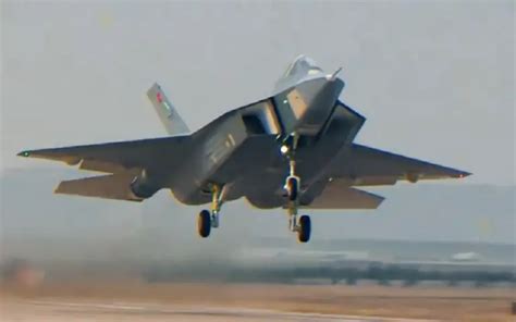 T Rkiye S Homegrown Kaan Fighter Jet Completes First Flight Jetline