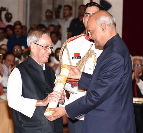 Bharat Ratna Pranab Mukherjee – President of India Presents Bharat ...