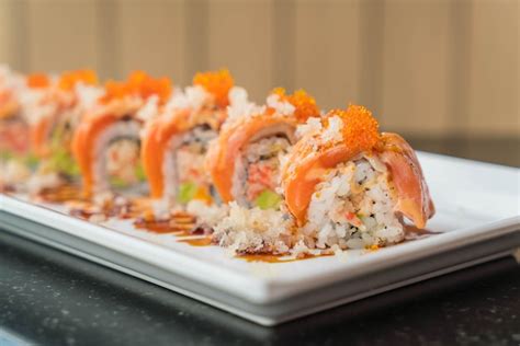 Free Photo | Salmon sushi rolls