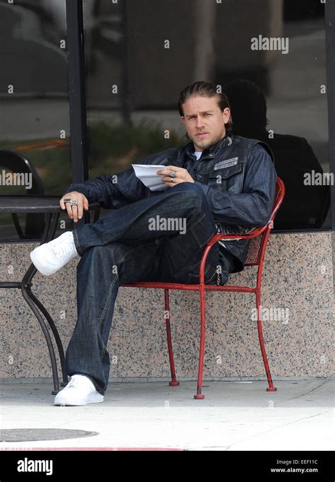 Actor Charlie Hunnam Goes Through His Lines Before Filming A New