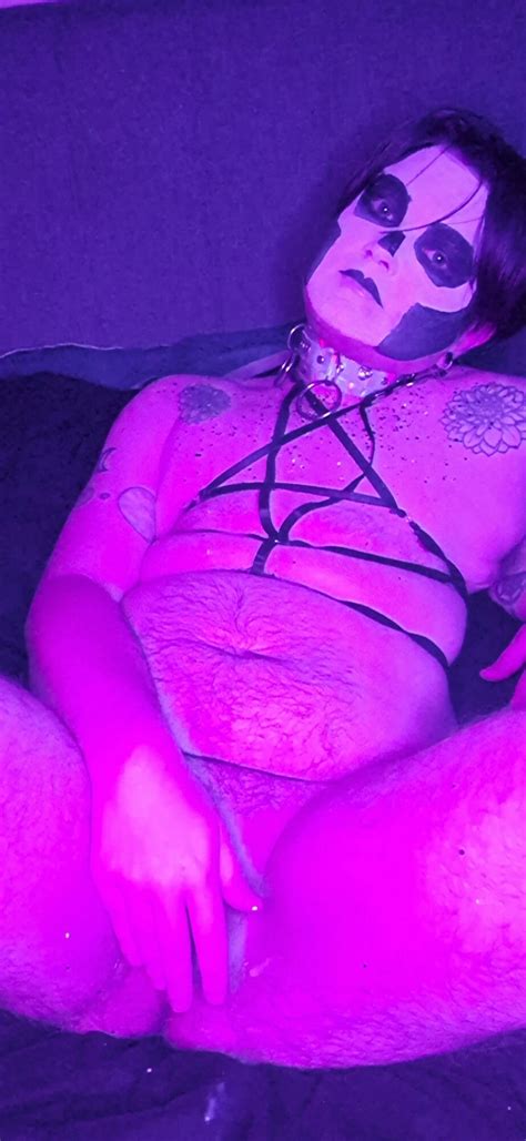 FtM Wrecks Holes 21 Nude Pics XHamster