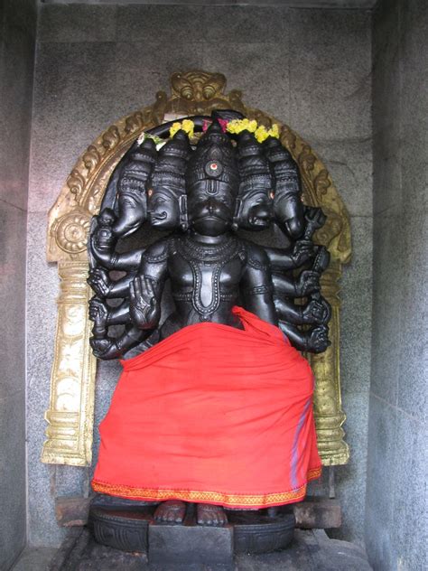 Panchamukha Hanuman In Sri Padaivettamman Temple Played Th Flickr