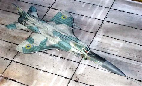 Su-19 FENCER (SUKHOI)