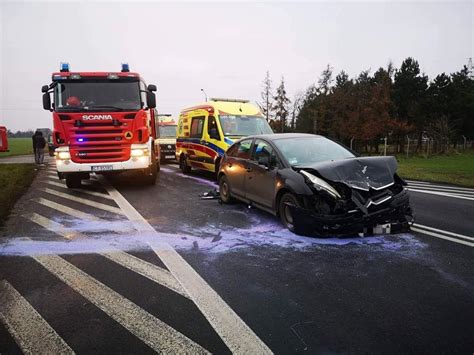 Poważny wypadek na DK 91 pod Chełmżą Trzy osoby w szpitalu zdjęcia