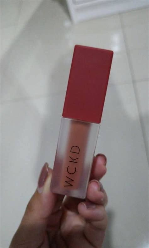 Wckd Shade Naked Truth Masih Full Kesehatan Kecantikan Rias Wajah