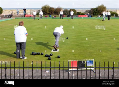 Crown green bowling hi-res stock photography and images - Alamy